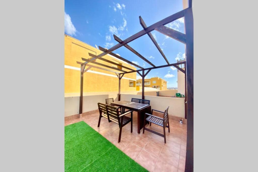 Wave & Chill -The House- Villa El Cotillo  Luaran gambar