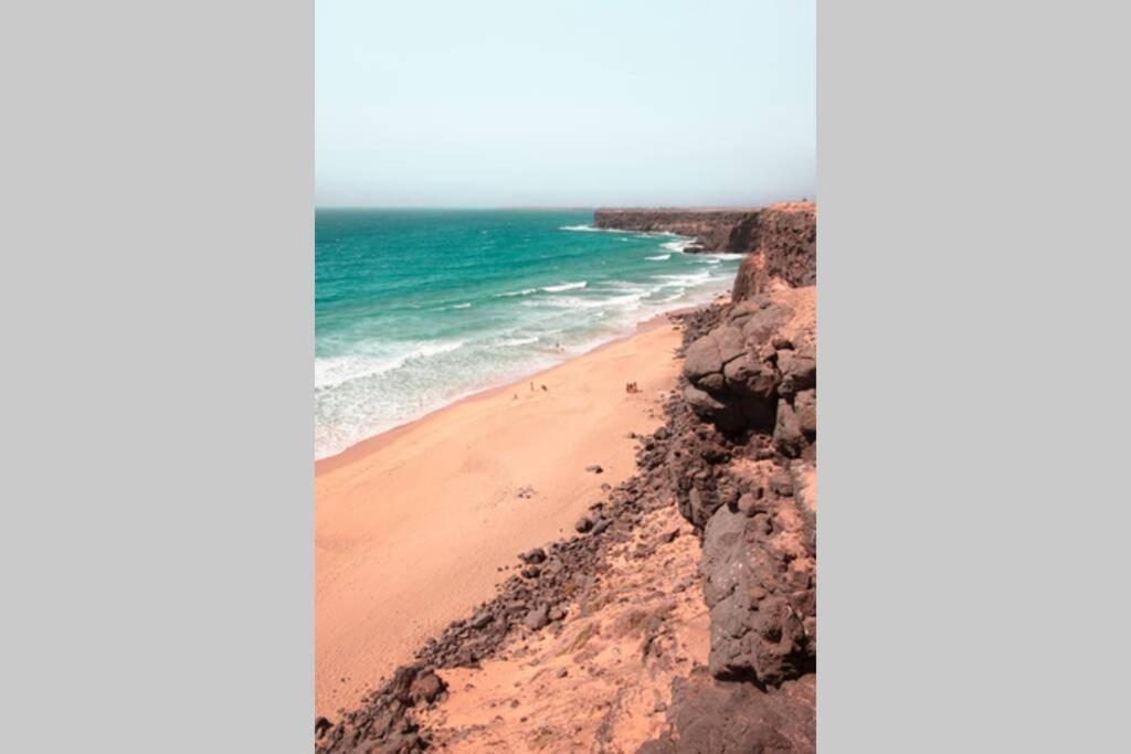 Wave & Chill -The House- Villa El Cotillo  Luaran gambar